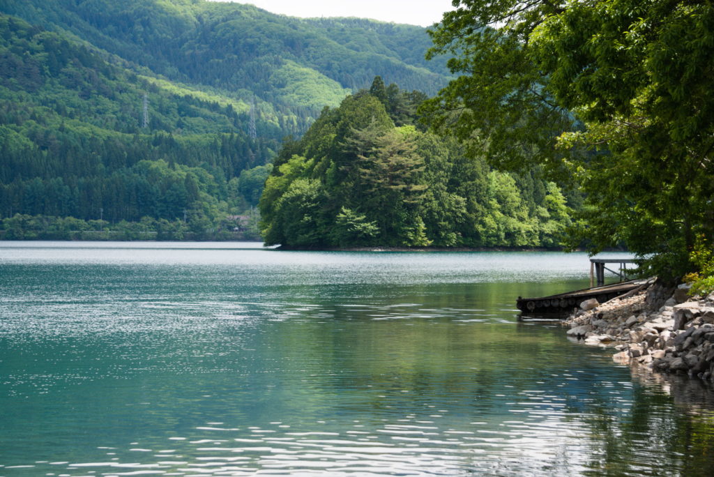 Top 5 Reasons To Visit The Amazing Lake Aoki